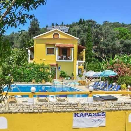 Kapases Studios & Apartments Peroulades  المظهر الخارجي الصورة